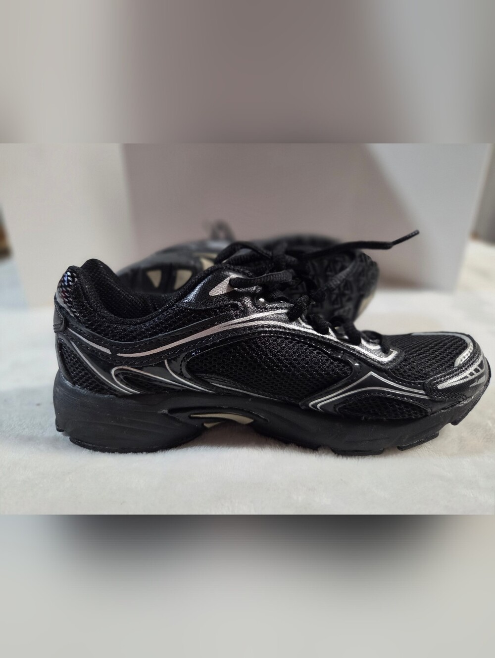 Fila Black Athletic Shoes with Silver Accents - Picture 4 of 11